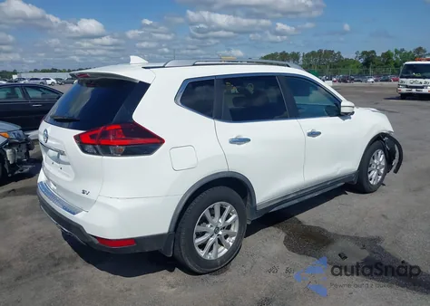 2018 Nissan Rogue Sv z USA, uszkodzony, nr VIN KNMAT2MT3JP588626